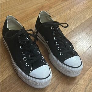 Black platform converse